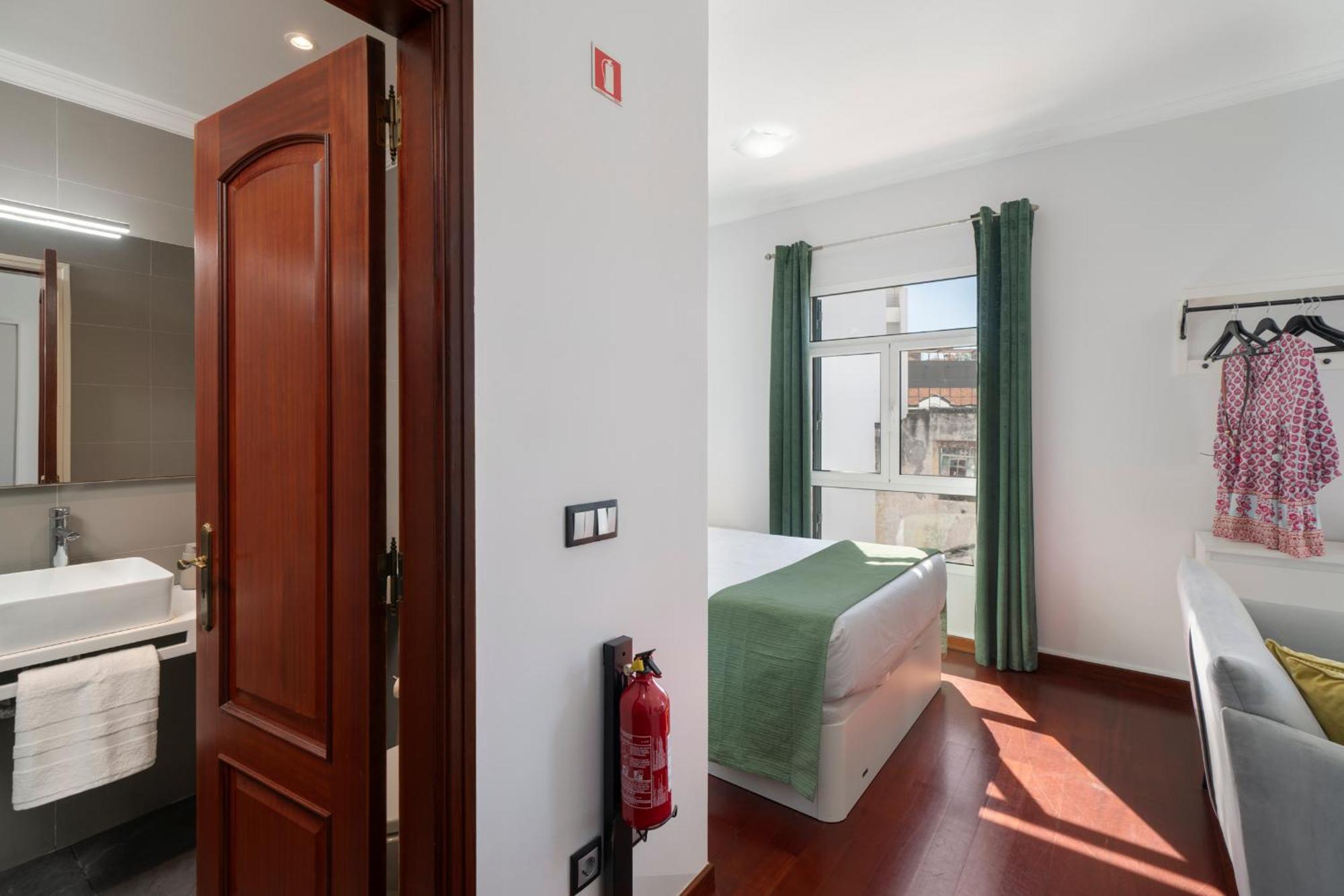 Apartamento Do Carmo By An Island Apart 丰沙尔 外观 照片