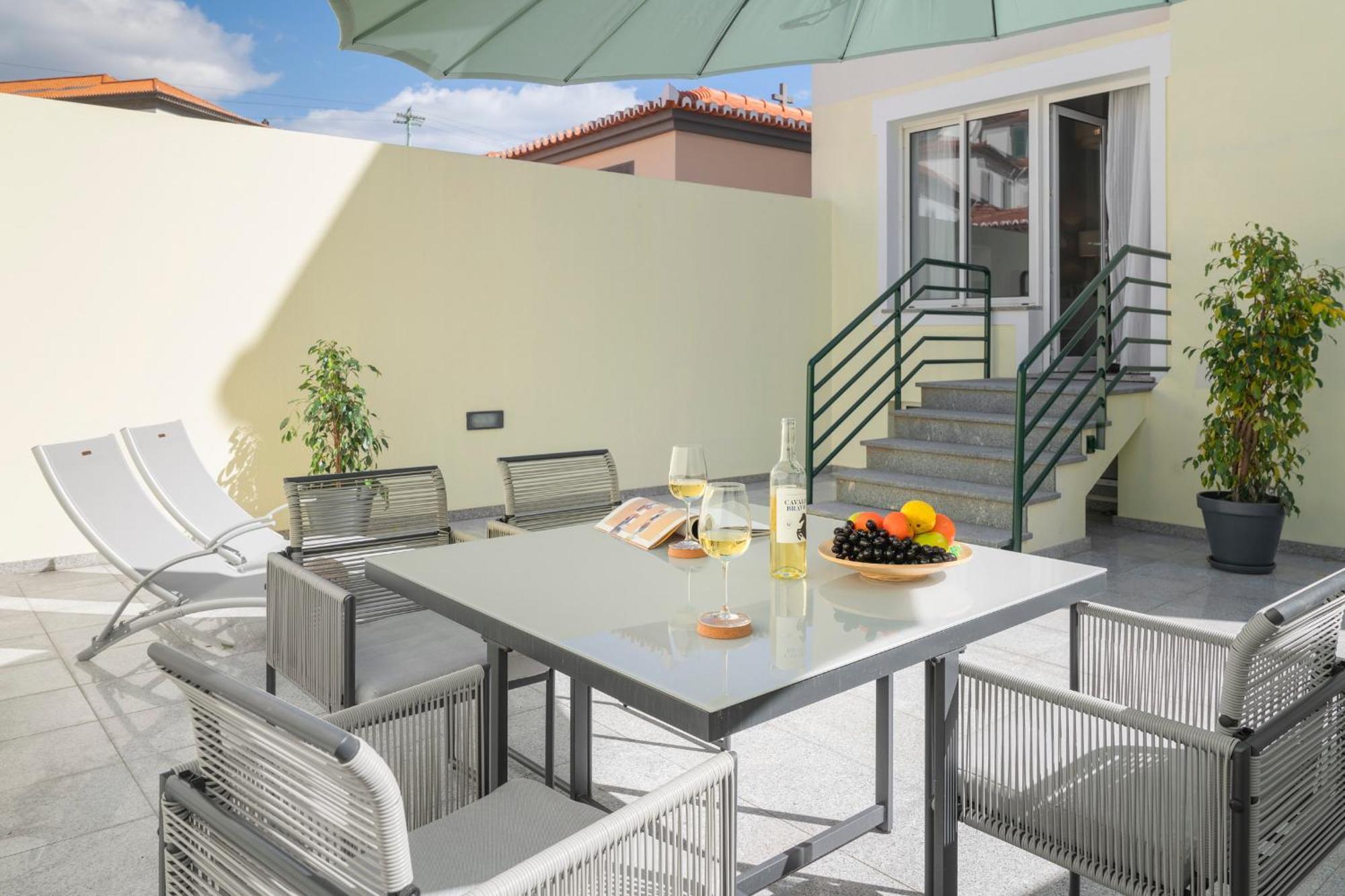 Apartamento Do Carmo By An Island Apart 丰沙尔 外观 照片