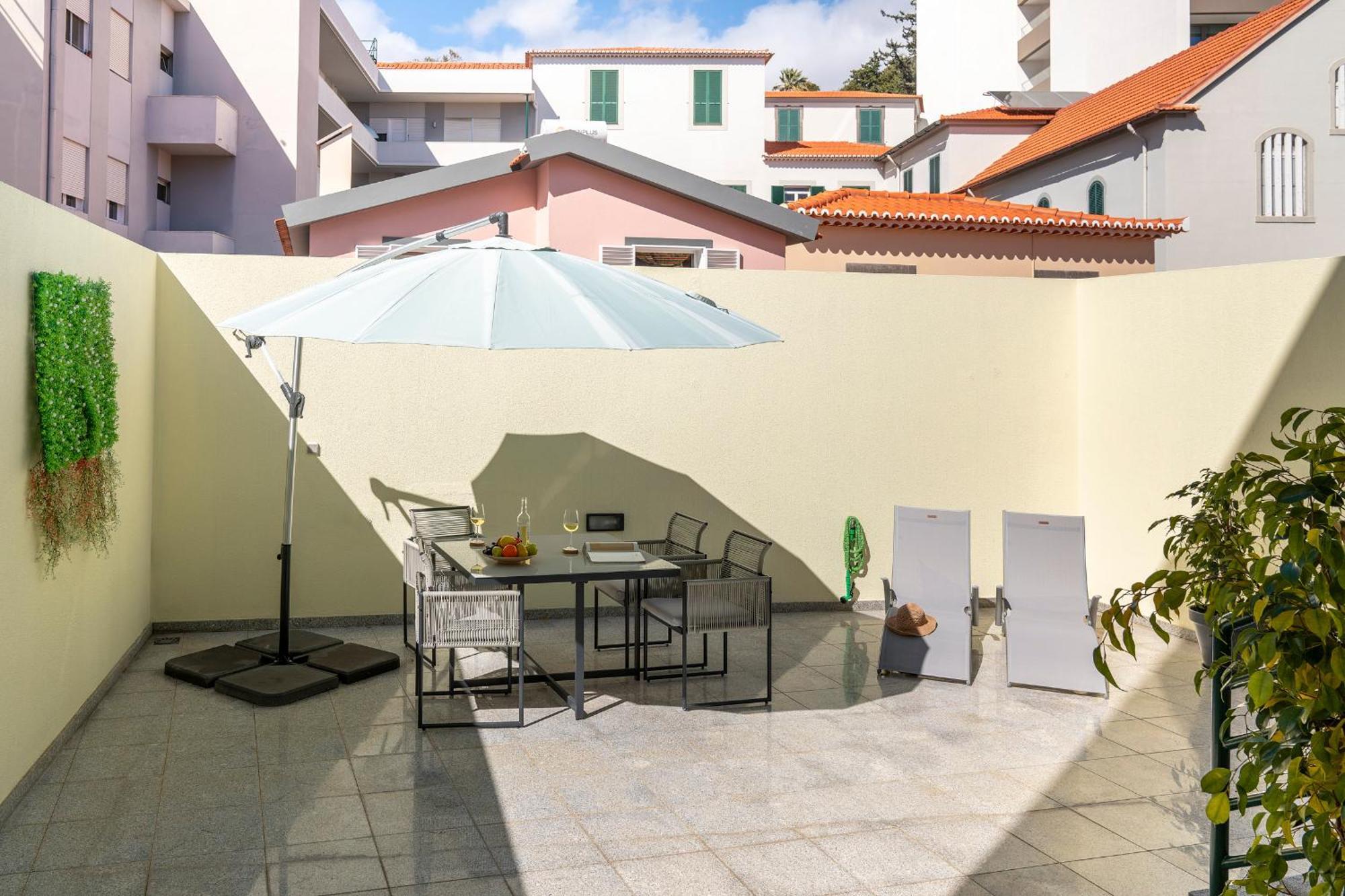 Apartamento Do Carmo By An Island Apart 丰沙尔 外观 照片